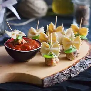 Mini Tartlet or Mini Vol au Vent style